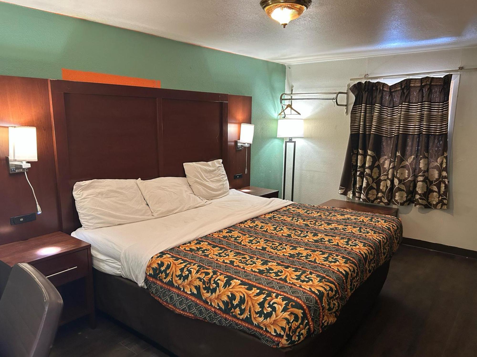 Hillcrest Motel By Oyo Aurora Near Lawrenceburg Ngoại thất bức ảnh